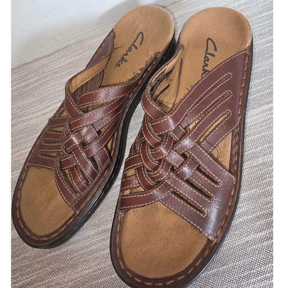 Brown Leather Clarks Bendables Slip-on Comfort Sandals Woven Strappy Upper Sz 8